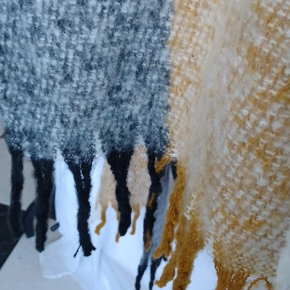 Lucky‎ Brand OS Thick Knit Plaid Scarf Colorblock
